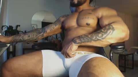 Snapshot of clark_strong chatting on 14, 6, 2026 clark_strong online show from 14, 6, 2026