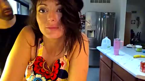 Snapshot of clarnbear chatting on 5, 5, 2026 clarnbear online show from 5, 5, 2026