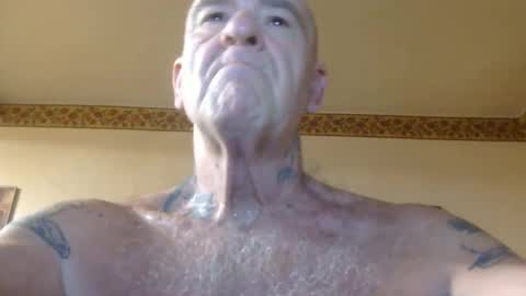 Snapshot of classic_rock_and_oldies chatting on 7, 6, 2026 Pizza online show from 7, 6, 2026