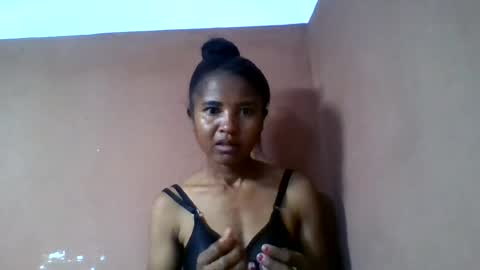 claudi804208 online show from 15, 7, 2026