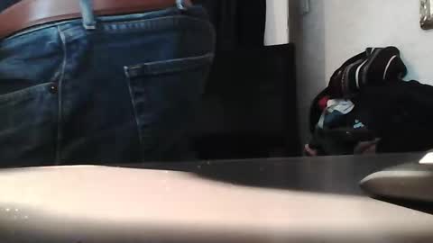 Snapshot of cleanboy1001 chatting on 30, 12, 2024 cleanboy1001 online show from 30, 12, 2024