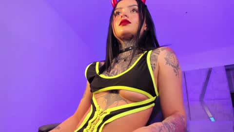 Cleo Adams online show from 4, 2, 2025