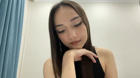 Snapshot of clementinecampion chatting on 5, 5, 2026 Viki online show from 5, 5, 2026