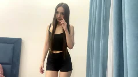 Snapshot of clementinecampion chatting on 27, 5, 2026 Viki online show from 27, 5, 2026