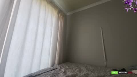 Snapshot of cleo_cat69 chatting on 12, 10, 2025 Cleo Cat online show from 12, 10, 2025