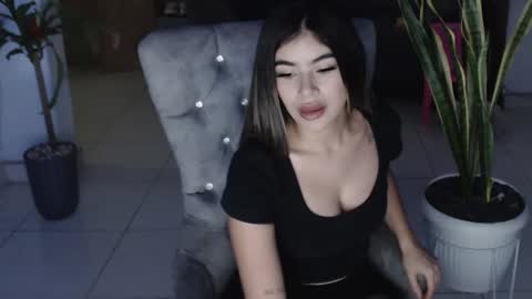 Snapshot of cleoandani chatting on 17, 5, 2026 cleo dani online show from 17, 5, 2026