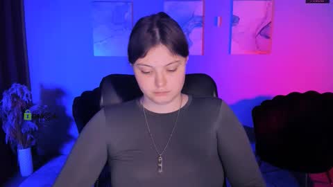 Snapshot of clery_shine chatting on 21, 2, 2026 clery_shine online show from 21, 2, 2026