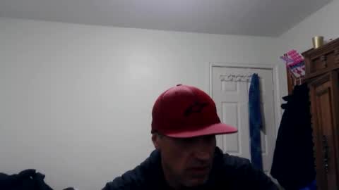 Snapshot of clintwood12 chatting on 21, 4, 2026 chad online show from 21, 4, 2026