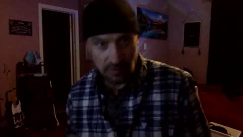 Snapshot of clintwood12 chatting on 9, 5, 2026 chad online show from 9, 5, 2026