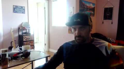 Snapshot of clintwood12 chatting on 12, 5, 2026 chad online show from 12, 5, 2026