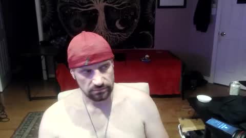 Snapshot of clintwood12 chatting on 19, 5, 2026 chad online show from 19, 5, 2026
