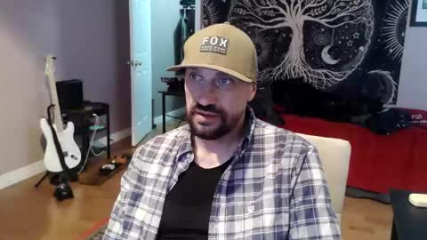 Snapshot of clintwood12 chatting on 27, 5, 2026 chad online show from 27, 5, 2026