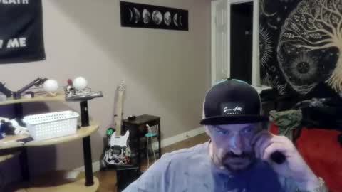 Snapshot of clintwood12 chatting on 8, 6, 2026 chad online show from 8, 6, 2026