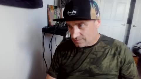 Snapshot of clintwood12 chatting on 12, 6, 2026 chad online show from 12, 6, 2026