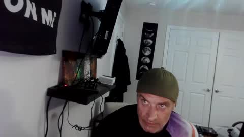 Snapshot of clintwood12 chatting on 14, 6, 2026 chad online show from 14, 6, 2026