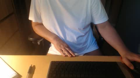 Snapshot of clit_fan chatting on 25, 5, 2026 Rob online show from 25, 5, 2026