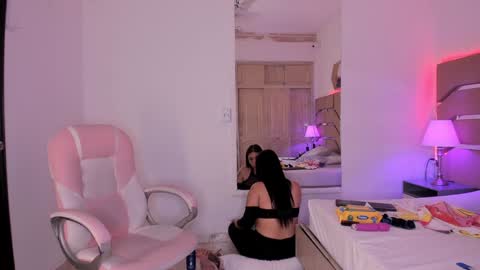 Cloe Online de 600 a 1400 online show from 23, 12, 2024
