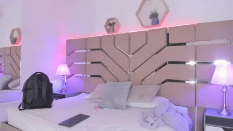 Cloe Online de 600 a 1400 online show from 4, 10, 2025