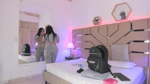 Cloe Online de 600 a 1400 online show from 19, 10, 2025