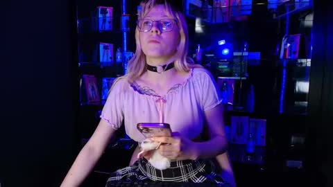  CLOE  online show from 9, 1, 2026