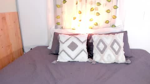 Chloe Smith online show from 5, 1, 2026