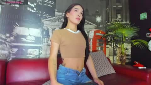 Snapshot of cloerodriguez chatting on 5, 7, 2026 ---Cloe--- online show from 5, 7, 2026