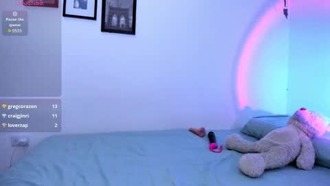 Snapshot of clohe_j chatting on 7, 2, 2026 clohe_j online show from 7, 2, 2026