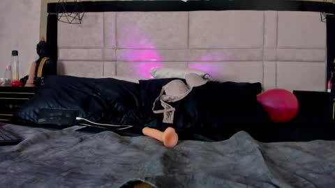 Clohe the wonder online show from 15, 4, 2026