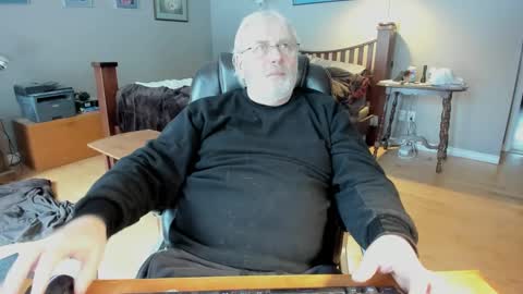 Snapshot of cloudalert62 chatting on 1, 1, 2025 cloudalert62 online show from 1, 1, 2025