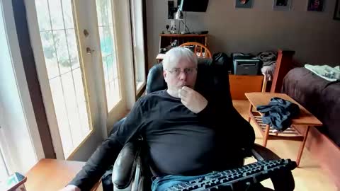 Snapshot of cloudalert62 chatting on 17, 11, 2025 cloudalert62 online show from 17, 11, 2025