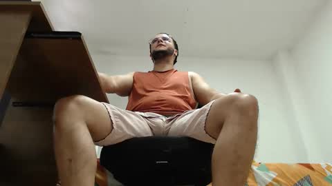 Snapshot of cloudsfunxxx chatting on 23, 5, 2026 cloudsfunxxx online show from 23, 5, 2026