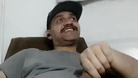 Snapshot of cloudyclearskies chatting on 29, 10, 2025 CloudyClearSkies online show from 29, 10, 2025