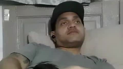 Snapshot of cloudyclearskies chatting on 30, 10, 2025 CloudyClearSkies online show from 30, 10, 2025