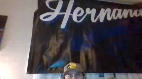 Snapshot of cloudyydayzz chatting on 25, 2, 2026 tallhungandcloudy online show from 25, 2, 2026