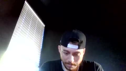 Snapshot of cloudyydayzz chatting on 11, 5, 2026 tallhungandcloudy online show from 11, 5, 2026