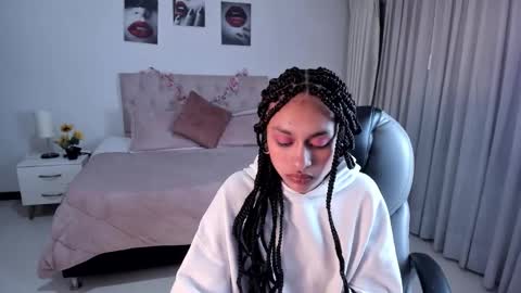 emely dolce online show from 24, 1, 2025