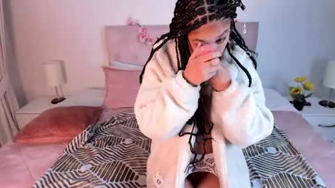 emely dolce online show from 25, 1, 2025