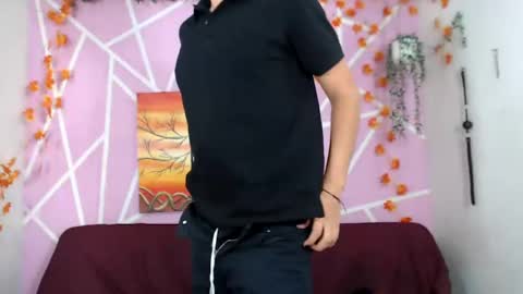 Snapshot of club_latinboys chatting on 3, 10, 2025 club_latinboys online show from 3, 10, 2025