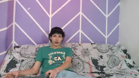 Snapshot of club_latinboys chatting on 13, 10, 2025 club_latinboys online show from 13, 10, 2025