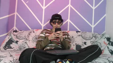 Snapshot of club_latinboys chatting on 14, 10, 2025 club_latinboys online show from 14, 10, 2025