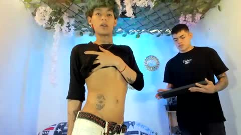 Snapshot of club_latinboys chatting on 25, 10, 2025 club_latinboys online show from 25, 10, 2025