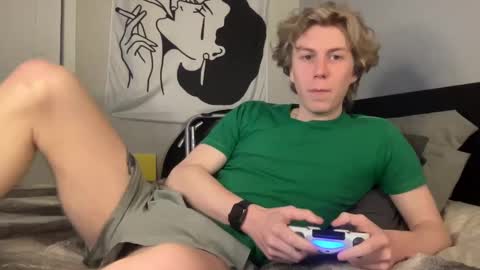 Snapshot of clydeaustin chatting on 30, 12, 2024 Clyde Austin online show from 30, 12, 2024