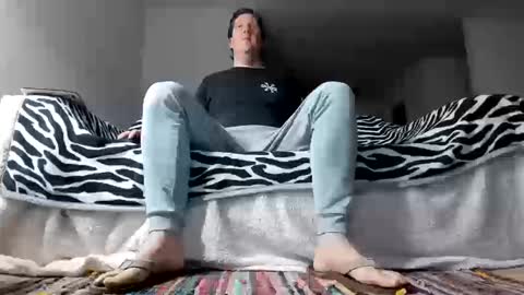 Gorgeous online show from 10, 10, 2025