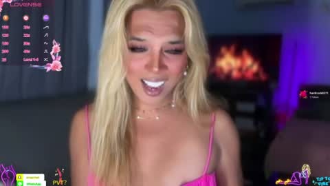 Snapshot of cockprincess_dianna chatting on 12, 7, 2026 PrincessDianna IslandGirl CUMSHOW in PVT and PASSWORDSHOW online show from 12, 7, 2026