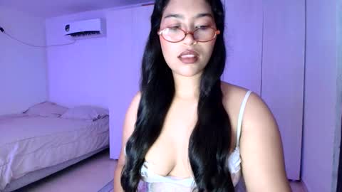 Snapshot of cocoa886863 chatting on 13, 11, 2025 cocoa886863 online show from 13, 11, 2025