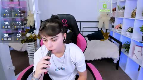 Snapshot of cocoa_sins chatting on 22, 10, 2025 Olivia online show from 22, 10, 2025
