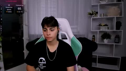 Snapshot of cocoa_sins chatting on 6, 11, 2025 Olivia online show from 6, 11, 2025