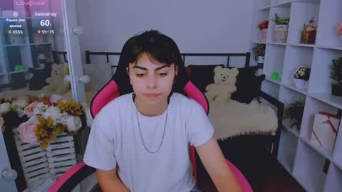 Snapshot of cocoa_sins chatting on 7, 11, 2025 Olivia online show from 7, 11, 2025