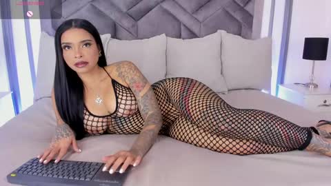 Snapshot of cocodamore1 chatting on 24, 4, 2026 online show from 24, 4, 2026