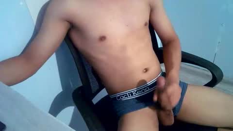 Snapshot of cocola000 chatting on 9, 1, 2026 cocola000 online show from 9, 1, 2026